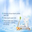sua-rua-mat-dang-bot-freeplus-sach-sau-va-duong-am-da-re.jpg