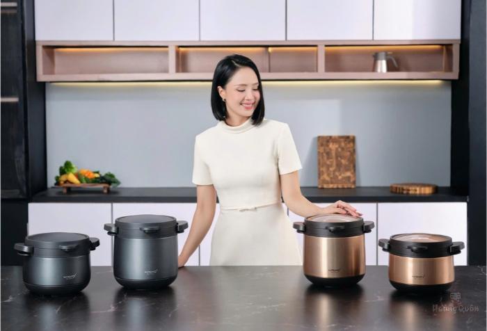 noi-u-chan-khong-kaiyo-2-tay-cam-mau-ghi-4-5l-gia-tot.jpg