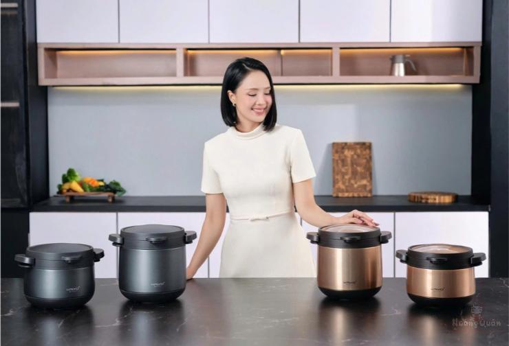 noi-u-chan-khong-kaiyo-2-tay-cam-mau-vang-4-5l.jpg