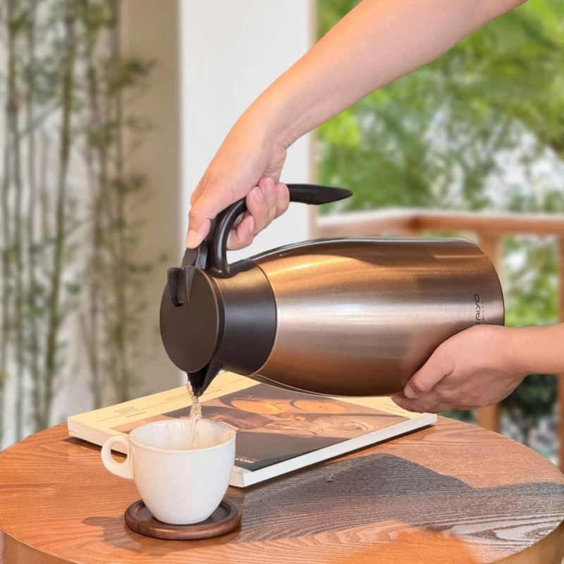 phich-giu-nhiet-2-lop-inox-kaiyo-mau-ngoc-trai-vang-2l-uy-tin.jpg