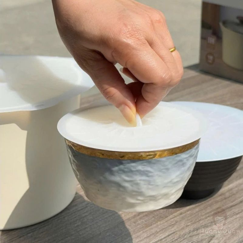 set-3-nap-hit-silicone-bao-quan-thuc-pham-kakusee-chinh-hang.jpg